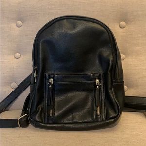 Black Medium Backpack